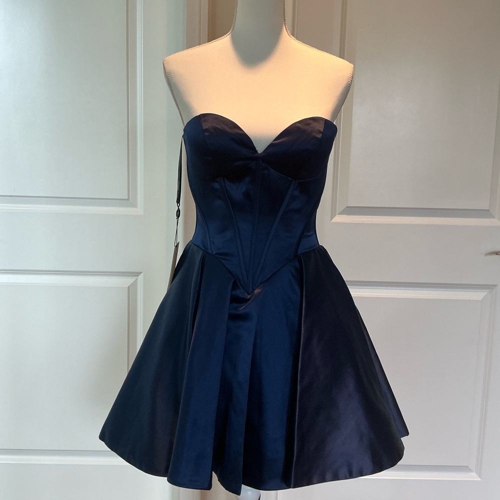 Sherri Hill #52197 Cocktail Dress Navy Blue, Size 0
New-NWT